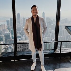 Meet your Posher, Tj